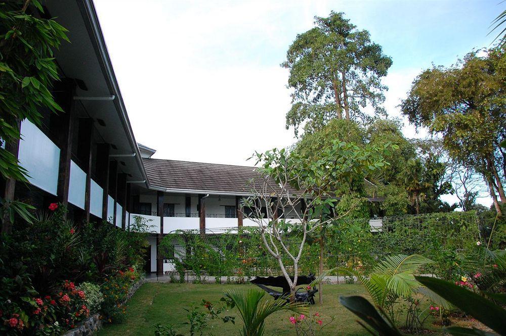 Balay Tuko Garden Inn Puerto Princesa Exterior photo