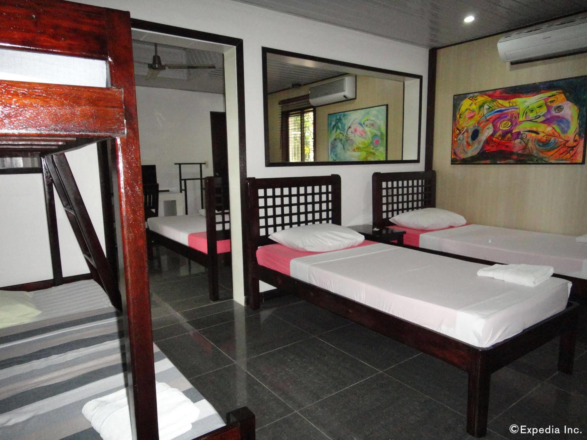 Balay Tuko Garden Inn Puerto Princesa Exterior photo